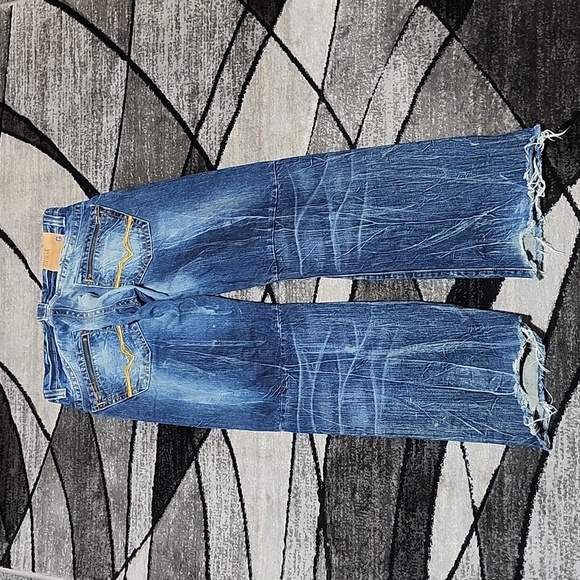 LIMITED EDITION HAND-MADE EMBROIDERED RAW-EDGE PREMIUM GUESS DENIM JEAN - Picture 9 of 14